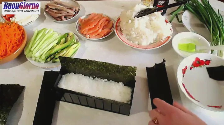 Набор для приготовления роллов и суши МИДОРИ (Sushi Maker)