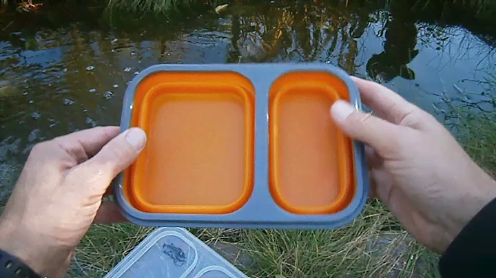 Контейнер для пищи силиконовый на 2 отсека Tramp TRC-090 (900ml) с ловилкой.